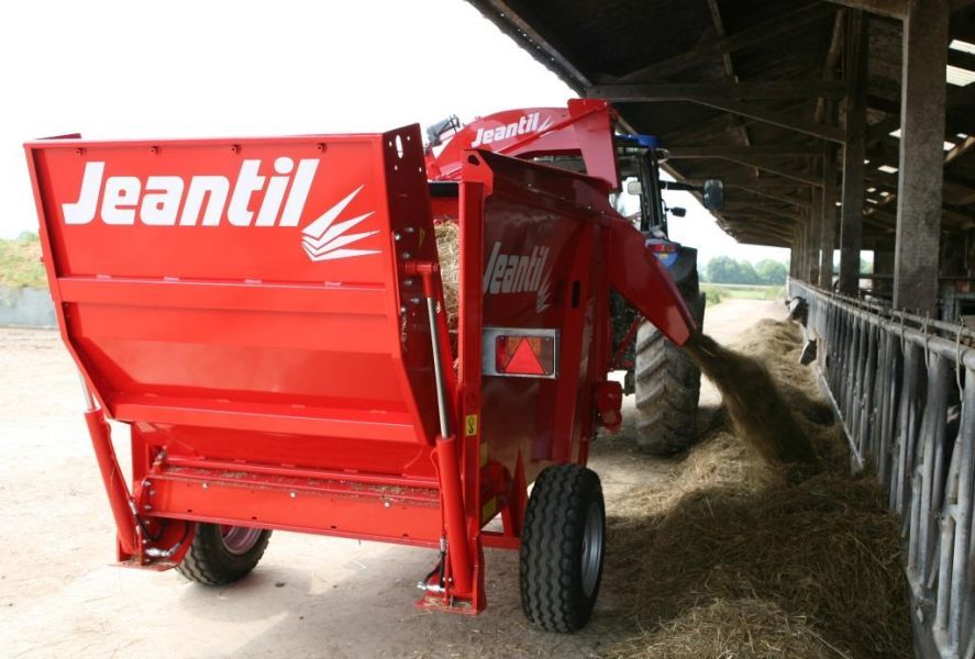 Pailleuse agricole PR 6000 GM - Jeantil - pour bottes rondes ou cubiques et tous types de fourrages_1