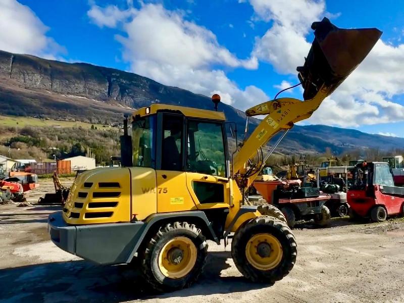 Komatsu WA75-3_1