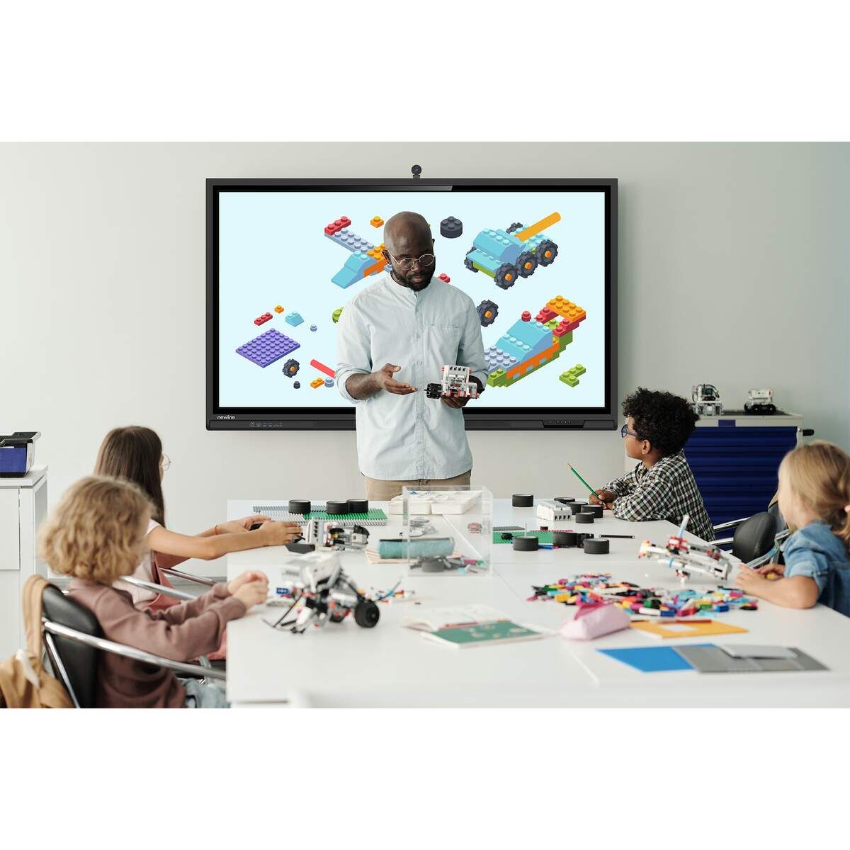 Écran tactile interactif Elara Pro - Newline - 4K UHD, Wi-Fi 6, Android 13_1