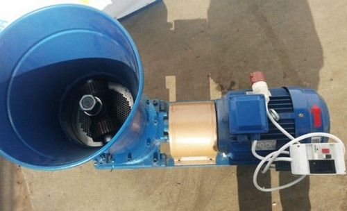 Équipement de fabrication de granulés avec une puissance de 7,5 kW