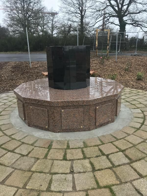 Columbarium Prestige circulaire ouverture frontale_1