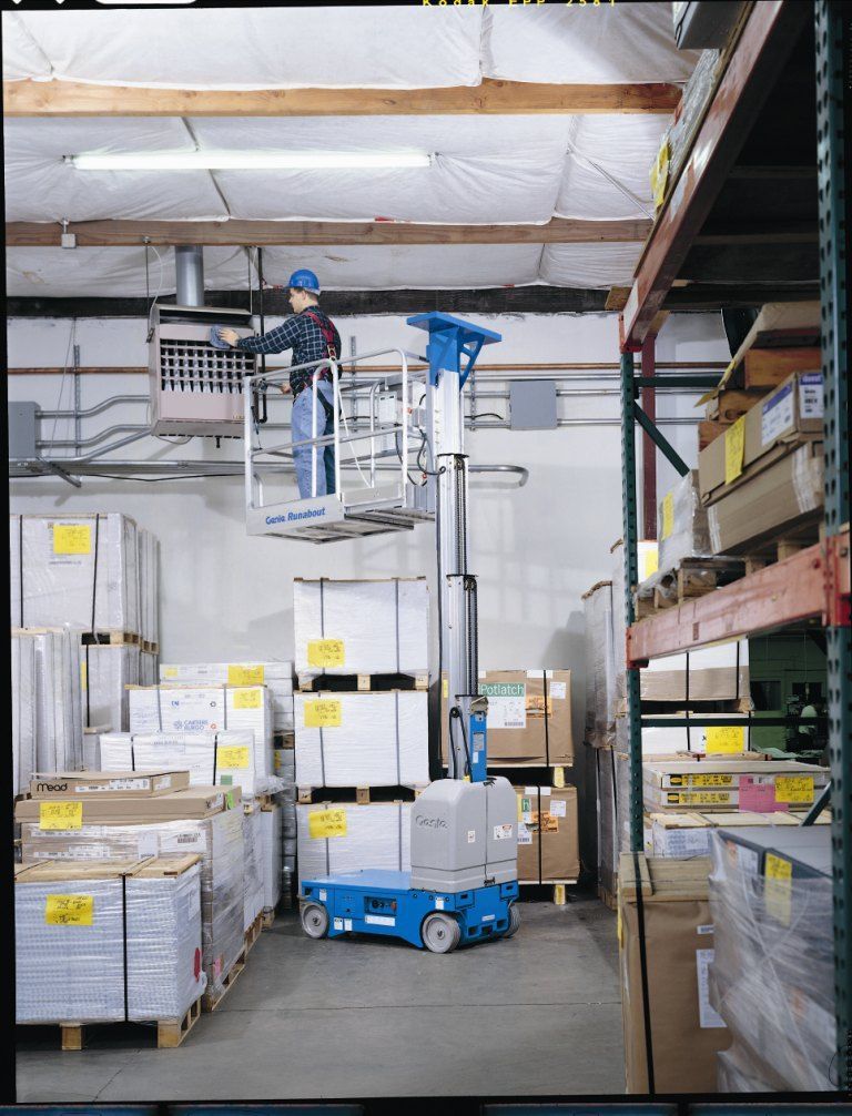 Nacelle avec une hauteur de levage 8.1 m, jusqu'à 227 kg - Génie extérieure et intérieure_1