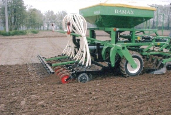 DSK 3000 - Semoir agricole - Damax SRL - Largeur de travail 3,00 m - Versions bottine, disque simple et double_1