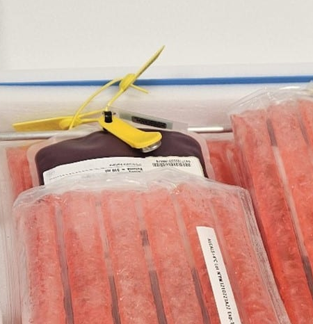 Pochette enveloppante eutectique souple, idéal pour un transport thermorégulé, sécurisé et individuel, des CGR lors des interventions du SAMU - ALCAL®_1