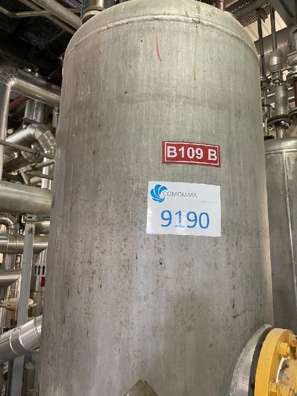 Reservoir aguilar d'occasion et chambres en inox 650 litres - référence : c9190_1