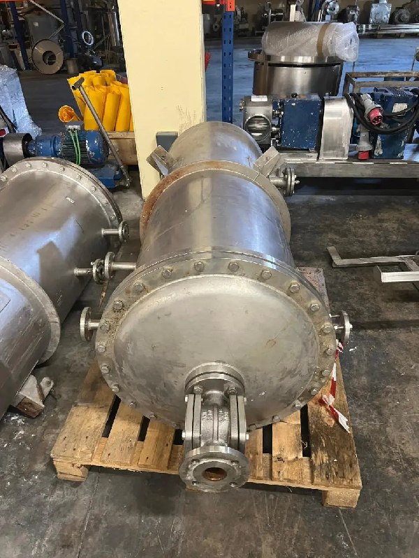 Cuve en acier inoxydable 316 d'occasion 430 litres avec serpentin intérieur - référence : c9679_1