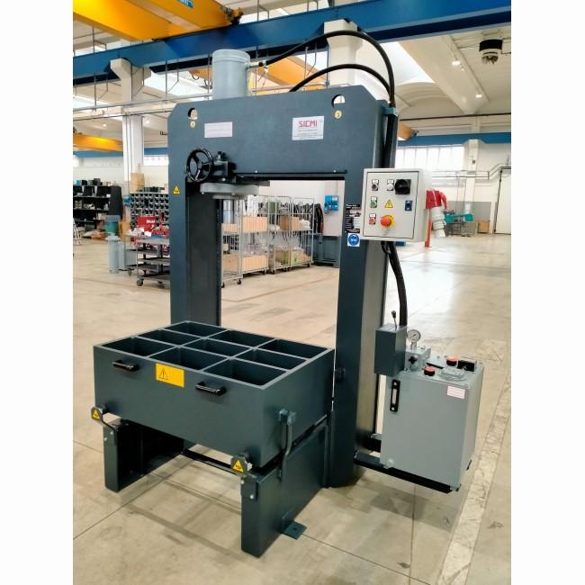 Presse hydraulique à table mobile manuelle SICMI - PBM - Tonnage jusqu'à 100T - Neuf sur commande_1