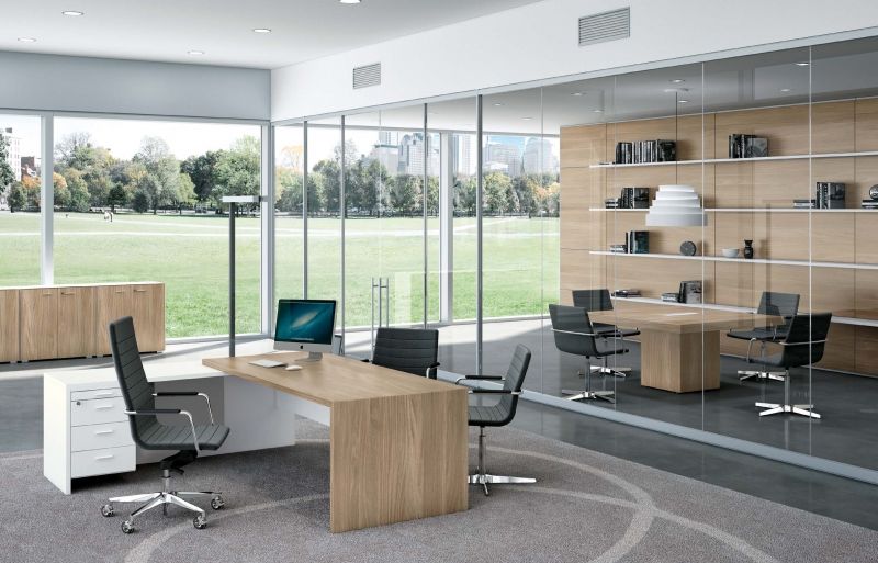 Bureau de direction moderne et stylé - T45 - Quadrifoglio avec câblage intégré et tables de réunion élégantes_1