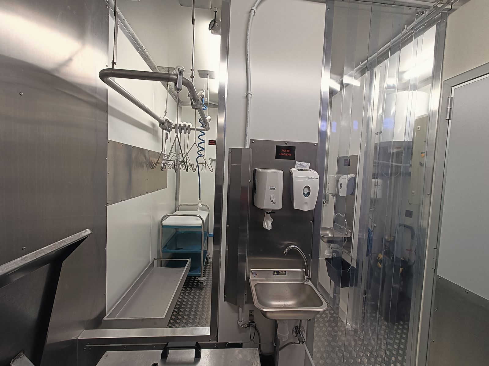 Module d'abattage et ressuage pour volailles_1