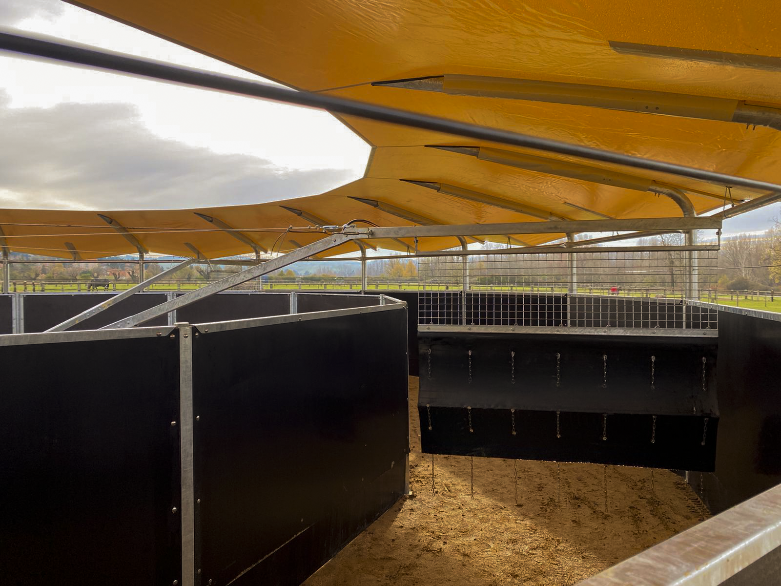 Marcheur professionnel pour chevaux avec clôture en bakélite - Existe en 12m, 15m, 16m, 18m et 20m_1