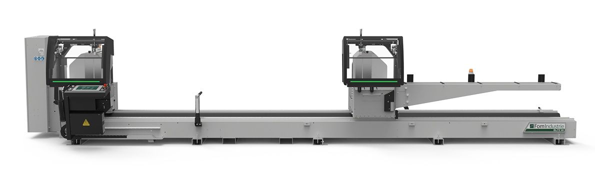 Machine de découpe Blitz avec convoyeur à rouleaux de 2,5 m