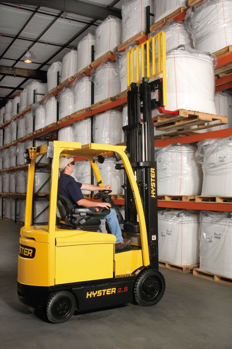 E2.2-3.5XN - Chariot élévateur électrique compact et robuste - Hyster - capacité de charge 2200 à 3200 kg_1