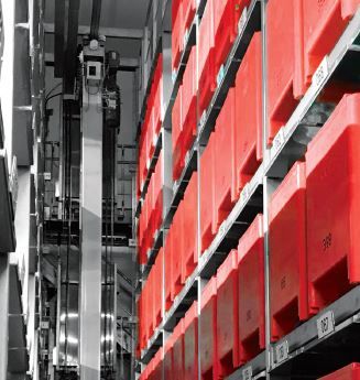 Transstockeur automatisé - stockage et déstockage de caisses-palettes plastiques - charge jusqu'à 1t_1