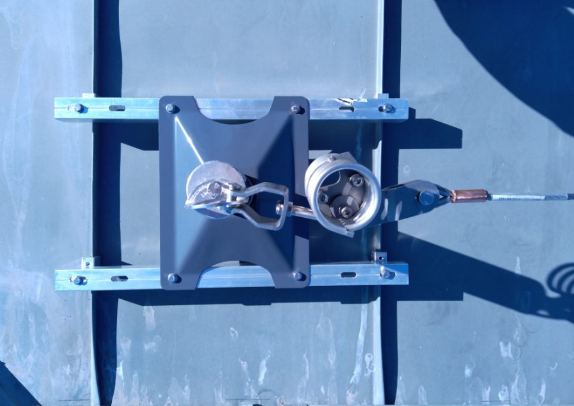 Ligne de vie pour couverture à joint debout: dispositif d'ancrage horizontal_1