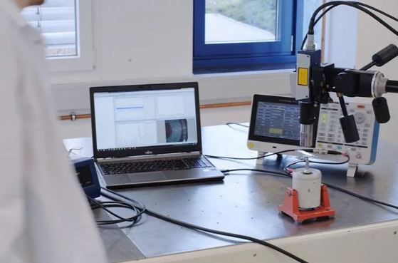 Vibromètre laser monopoint VibroOne® - mesures acoustiques, dynamiques et vibratoires - Polytec_1