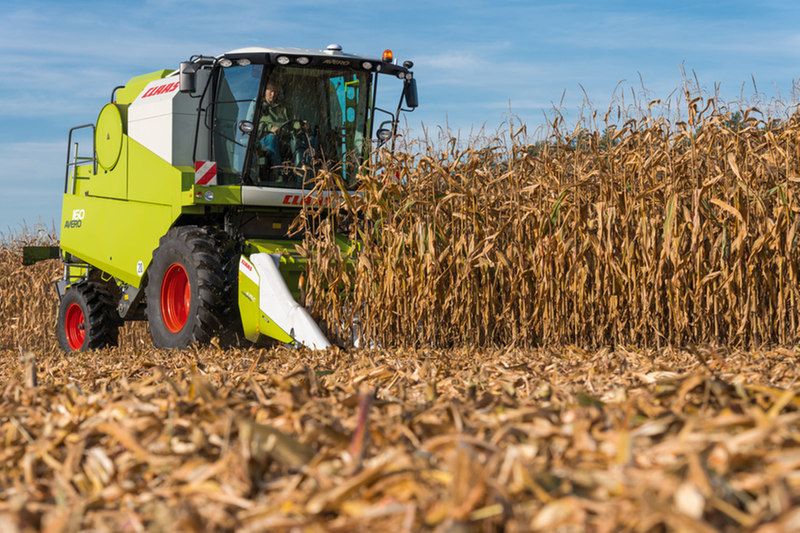 Moissonneuse-batteuse Avero 240/160 - CLAAS - Trémie 5600/4200L - Système APS et moteurs PERKINS_1