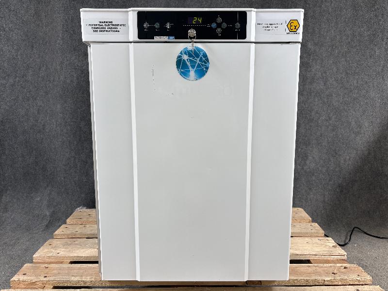 Armoire laboratoire négative ATEX Gram RF210LG10_1