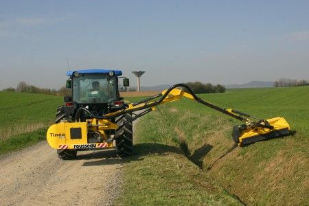 Tinéa - épareuses et broyeurs forestiers - ROUSSEAU - pivot 100° - sécurité hydraulique - broyage 1.00 m ou 1.20 m_1