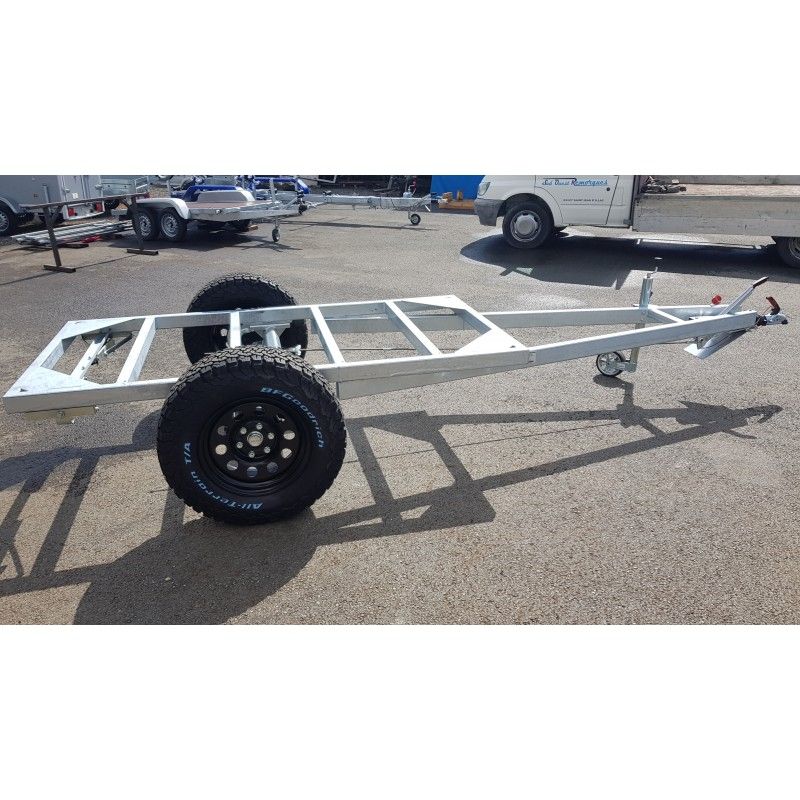 Tout chemin - châssis de remorque - sud ouest remorques - simple essieu 1350 kg_1