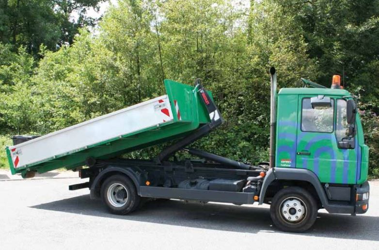 Appareil à bras hydraulique Hiab Multilift XR5S capacité 5 tonnes