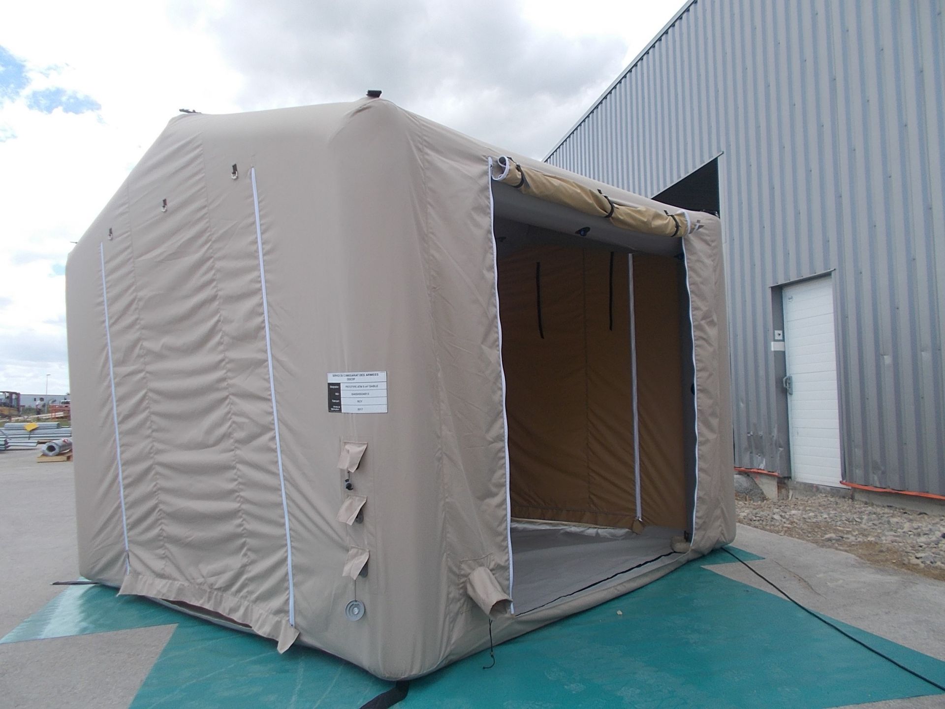 Abri de chantier gonflable_1