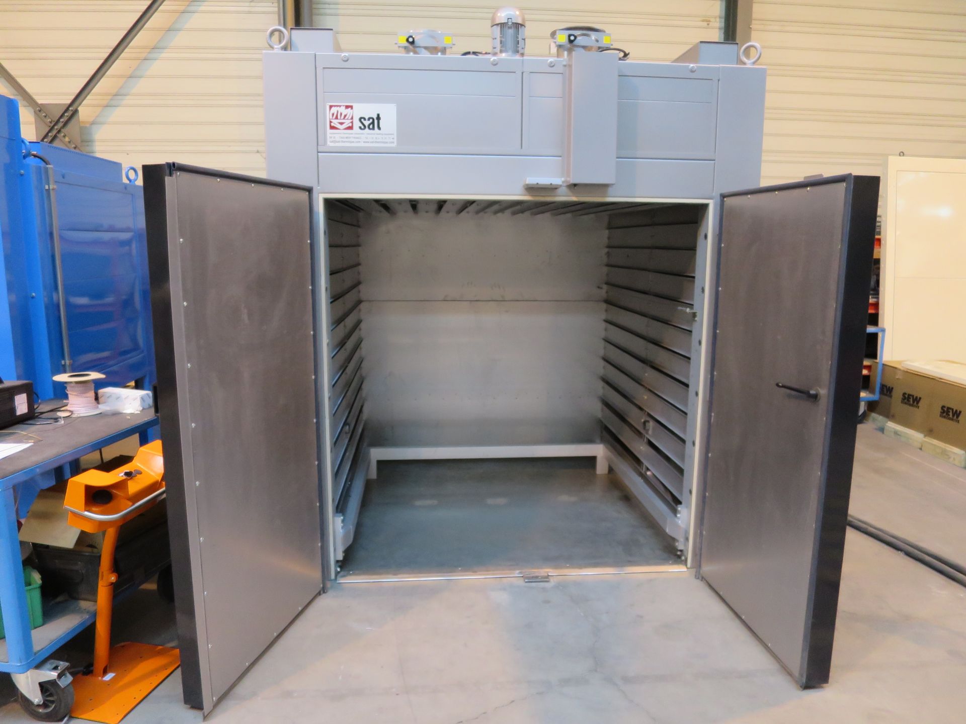 Four de revenu pour le traitement thermique aluminium_1