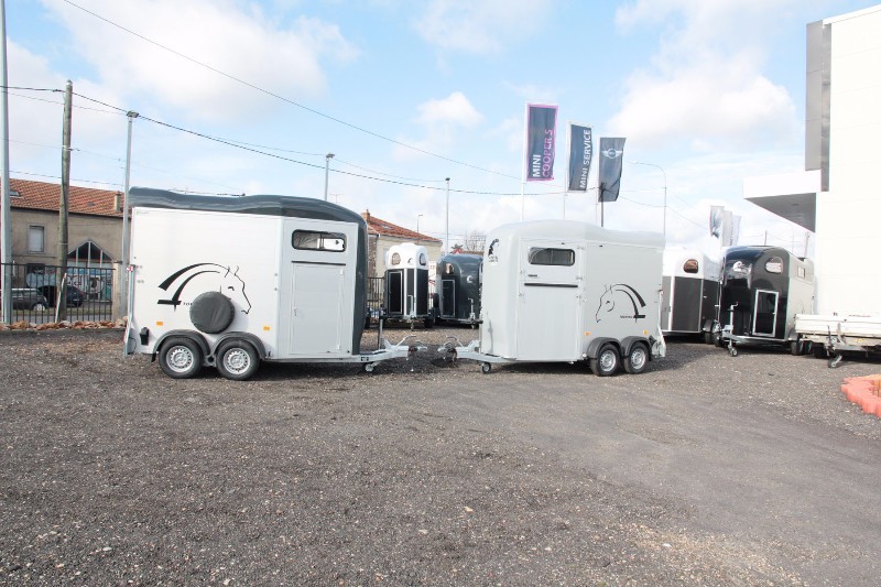 Van 2 places sortie avant pour chevaux - Cheval Liberté - Gold Touring Country avec suspension Pullman 2 et plancher aluminium_1