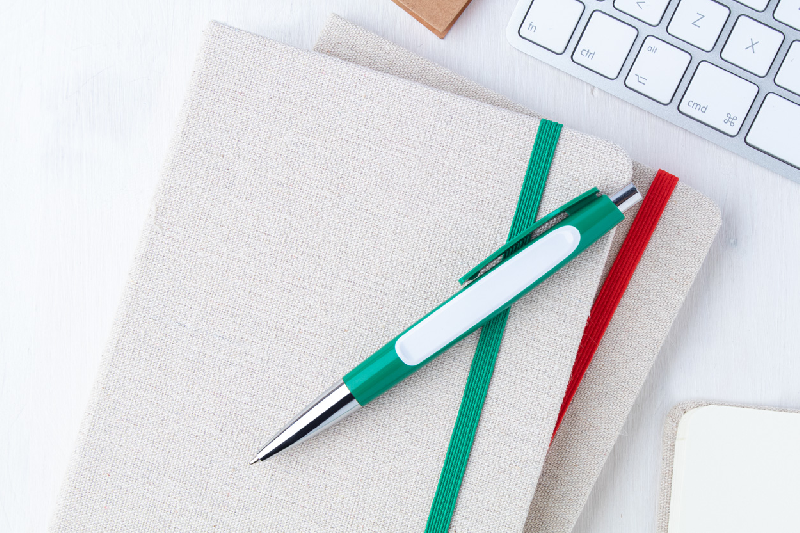 Stylo à bille en plastique - large clip imprimable - encre bleue - couleur verte - 10g_1