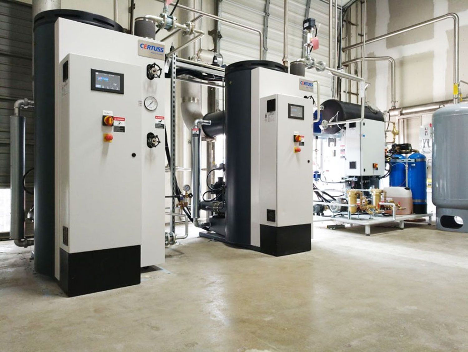 Junior TC Taille I - Générateur de vapeur CERTUSS - Débit de vapeur 80 à 120 kg/h - Grande efficacité énergétique et faible encombrement_1