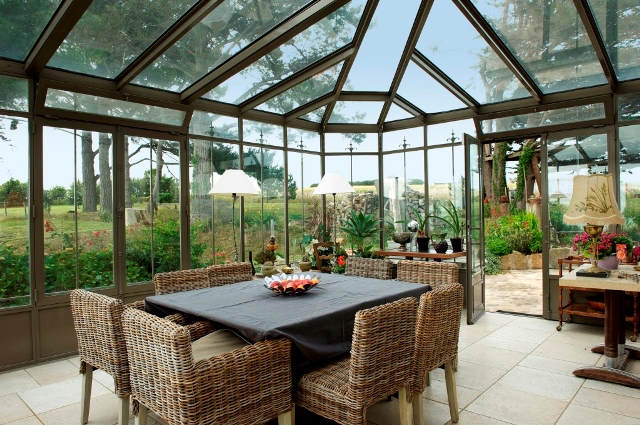 Véranda victorienne sur mesure en acier - Style ancien - Eléments décoratifs en fer forgé_1