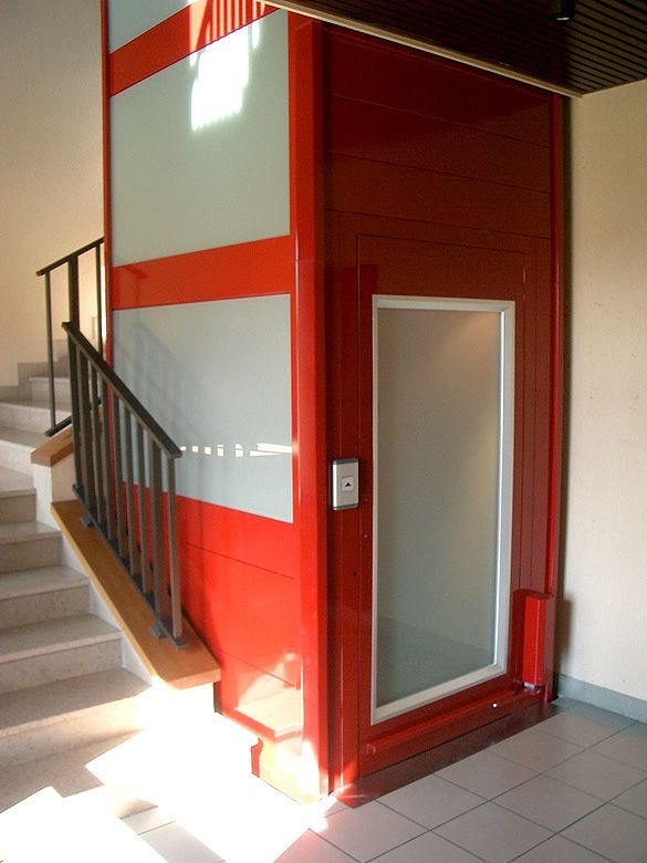 Élévateur pour personne à mobilité réduite - fabrication française - intérieur/extérieur - écologique et économique_1