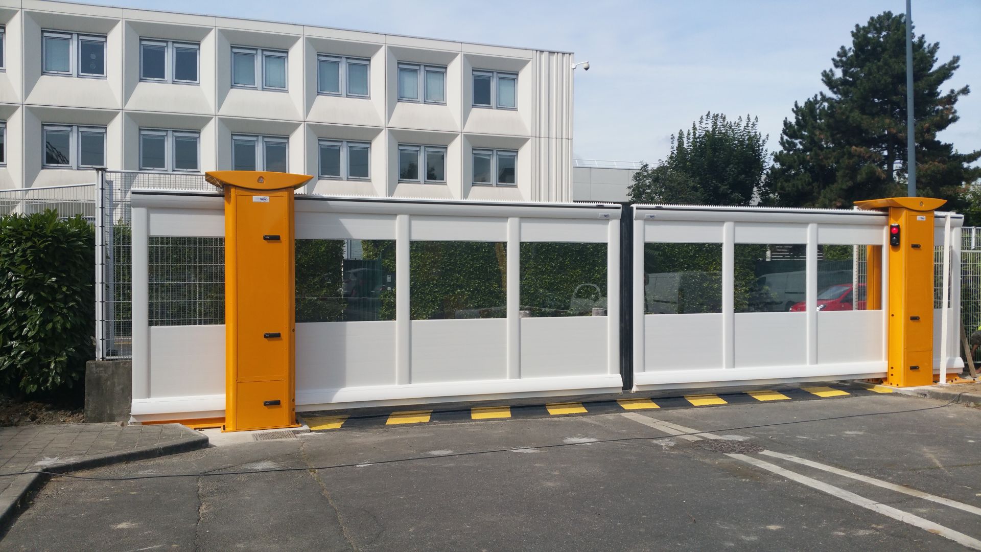Portail coulissant autoportant ulmalu 800 FAST_0