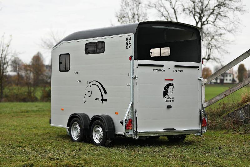Van à chevaux multimax - Cheval Liberté - 2 places - PTAC : 1400 / 2600 kg - Référence SW1400MA21_1