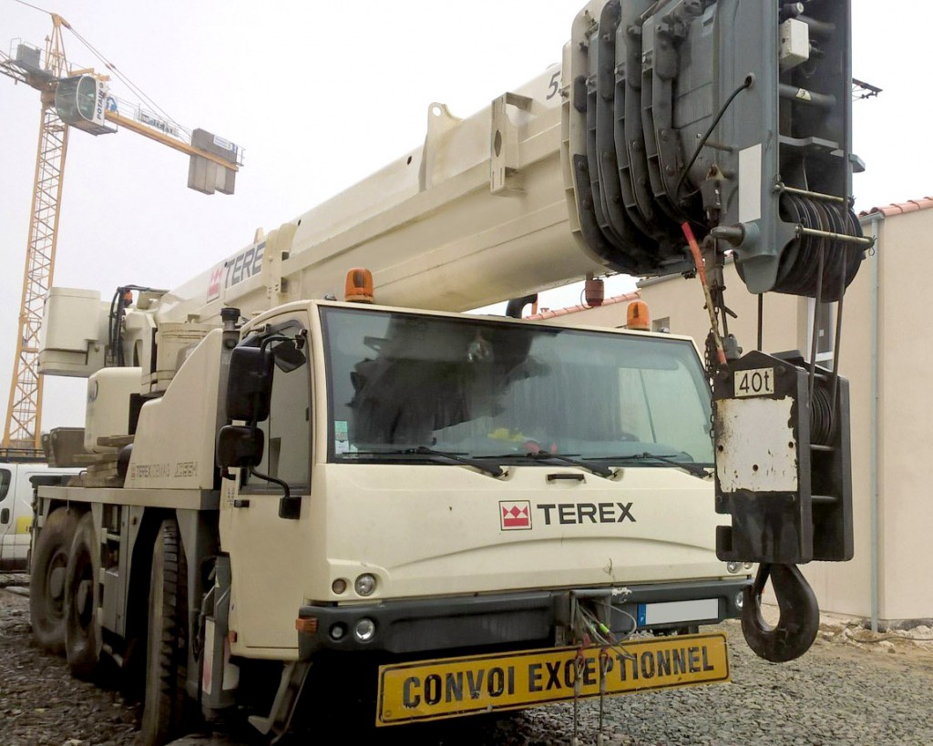 Grue tout-terrain ac55_1