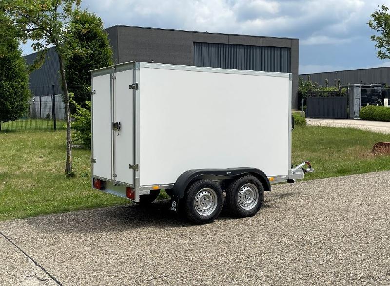 Fourgon - 3m07 x 1m51 x 1m50 750 kg 2 essieux_1