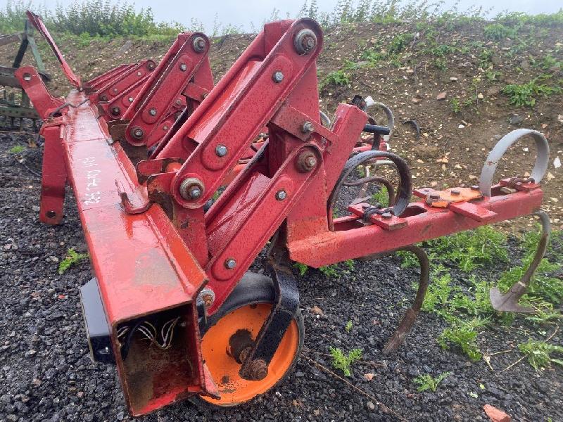 Bineuse agricole Kongskilde Vibro corn 5 rangs - Largeur 3,7m - Occasion_1