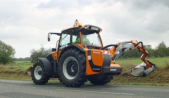 Faucheuse-débroussailleuse Dextra conçue pour 300 à 500 heures par an