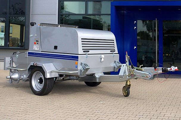 Pompe à chape fluide XXL - BMS Worker - moteur Diesel turbo Deutz 4 cylindres - pression 18 bar_1