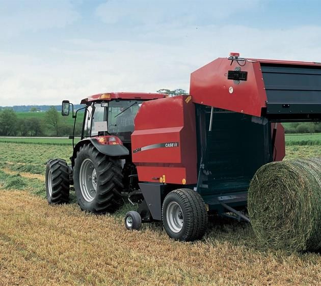 Rb 344 - presse à balles rondes Case IH - dimensions de balles 120x125 cm - chambre fixe compacte et maniable_1