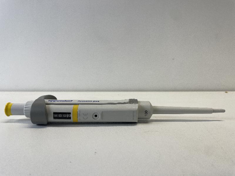 Micropipette monocanal Eppendorf Research plus | 10 - 100_1