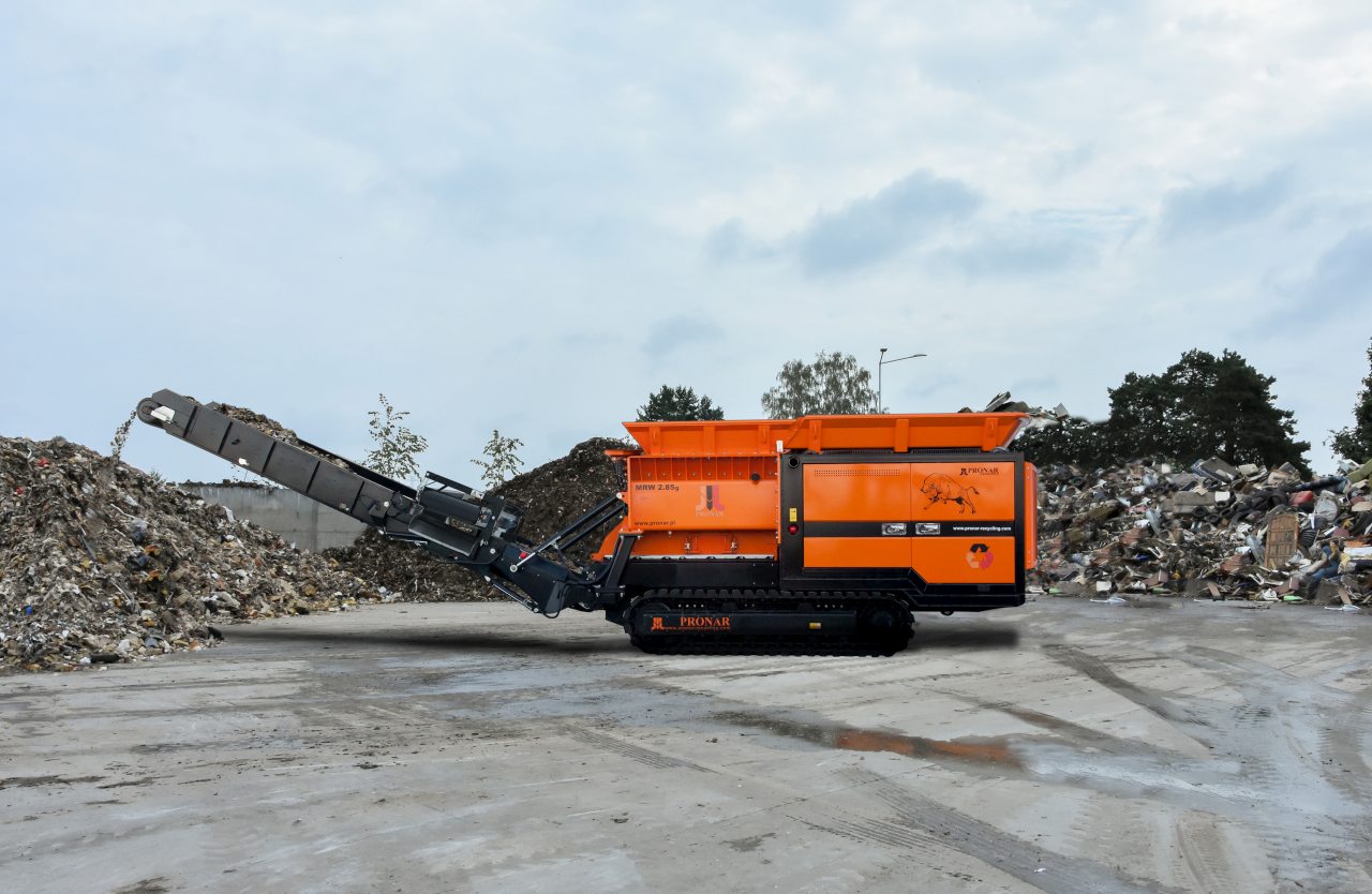 Broyeur à déchets multi-usages à roues sur chenilles - système d'attelage camion - MRW 2.85_1