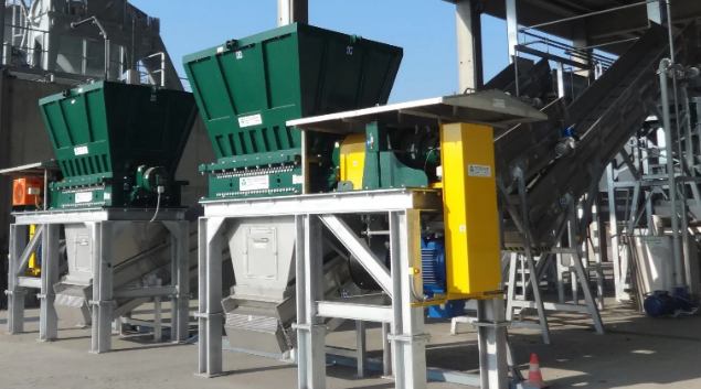 Déchiqueteur industriel mono arbre - pré-trituration des déchets contaminés - fiable et durable_1