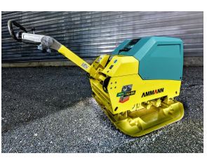 Plaque vibrante 770 kg - marche AV/AR - compactage d'enrobés et sous-couches (sable, gravier) - disponible en location_1