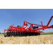 Déchaumeurs à disques traînés repliables terradisk t - pottinger france - largeur de travail 4 à 6 m - puissance nécessaire 135 à 180 cv_1