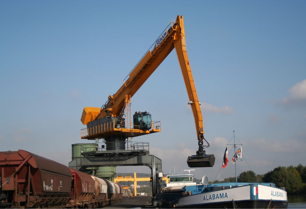 Grues portuaires - capacité de levage allant jusqu?À 40 tonnes_1