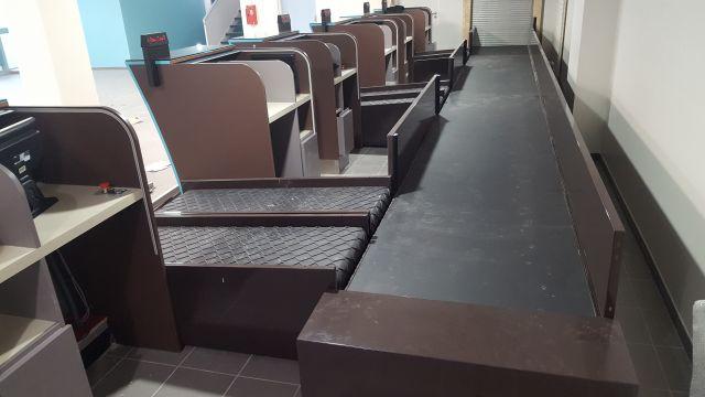 Manutention de bagages au départ - AVN - Systèmes automatisés avec tapis de convoyage et sécurité intégrée_1