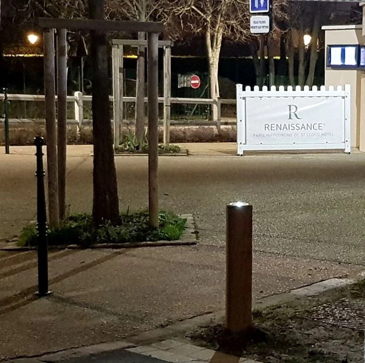 KORDOUAN borne bois &  LED solaire_1