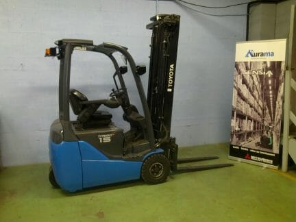 Chariot frontal électrique d'occasion TOYOTA 8FBET15 - triplex, 1500 kg, hauteur de levage 5500 mm_1