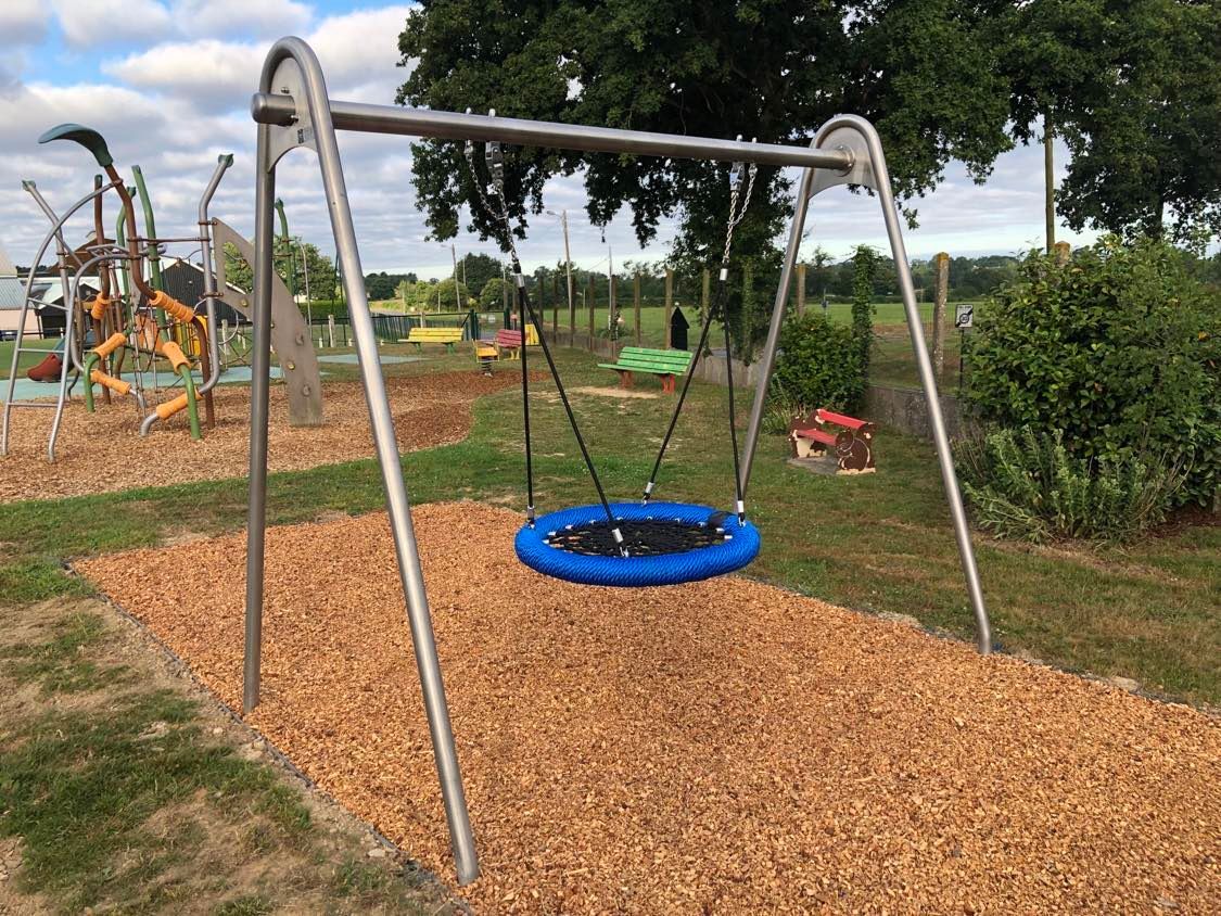 Balançoire double en acier inoxydable - Conforme EN1176 - Référence BT13058 - Haute qualité et durable_1