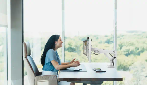 Ergotron LX Pro Series 45-686-290 support d'écran plat pour bureau 68,6 cm (27